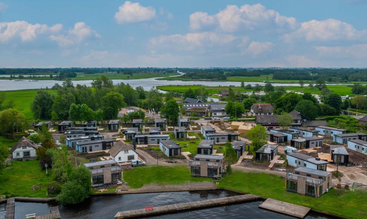 Vakantiepark De Wiedense Meren Wanneperveen ภายนอก รูปภาพ